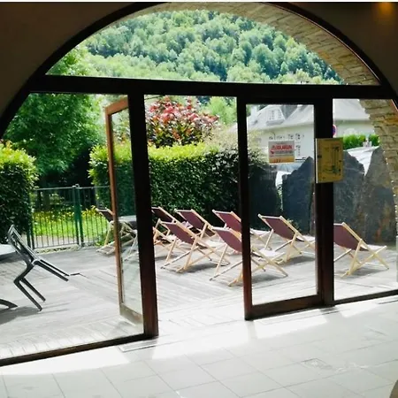Appartements Avec Piscine Interieure Sauna Etage 1 Au Centre Du Village Dans Residence Cami Real Saint-Lary-Soulan Exterior photo