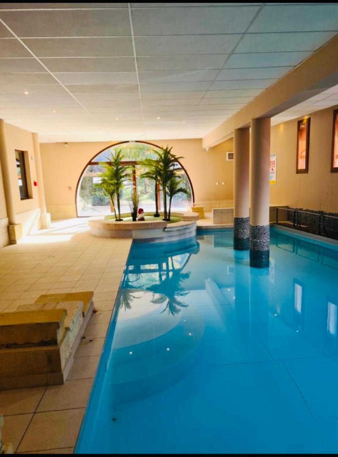 Avec Piscine Interieure Sauna Etage 1 Au Centre Du Village Dans Cami Real Apartment Saint-Lary-Soulan