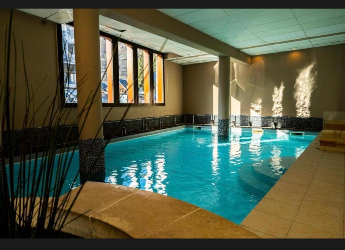 Avec Piscine Interieure Sauna Etage 1 Au Centre Du Village Dans Cami Real Saint-Lary-Soulan
